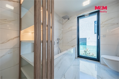 Prodej rodinného domu, 219 m² 12