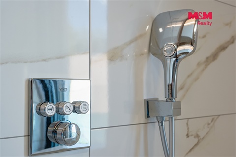 Prodej rodinného domu, 219 m² - 12