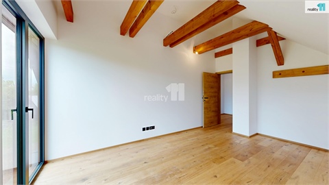 Prodej rodinného domu, 200 m² 14