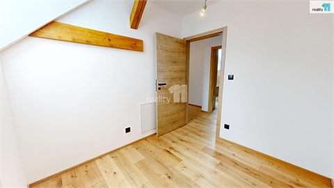 Prodej rodinného domu, 200 m² - 18
