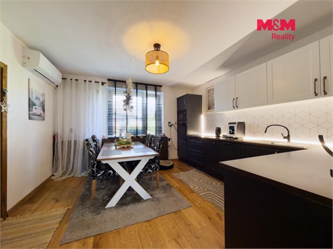 Prodej rodinného domu, 102 m² - 6