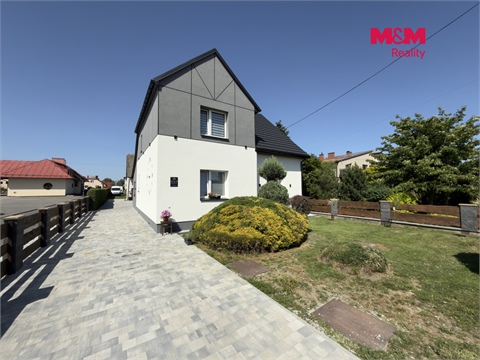 Prodej rodinného domu, 102 m² 2