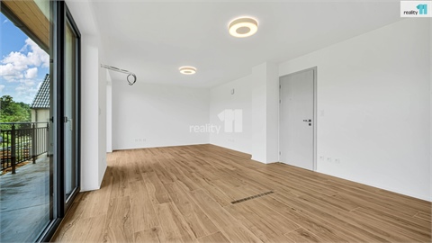 Prodej rodinného domu, 200 m² - 14