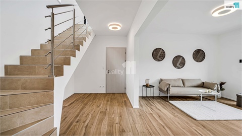 Prodej rodinného domu, 200 m² - 4