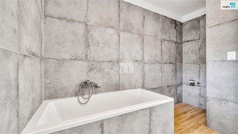 Prodej rodinného domu, 200 m² 12