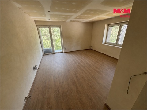 Prodej komerčního objektu, 842 m² - 0