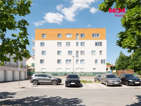 Prodej bytu 3kk, 76 m² - 22