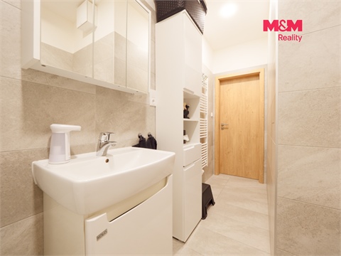Prodej bytu 3kk, 76 m² 16