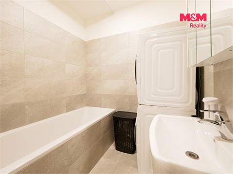 Prodej bytu 3kk, 76 m² - 14