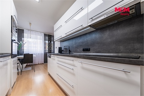 Prodej bytu 3+1, 74 m² - 0