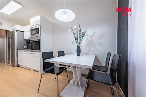 Prodej bytu 3+1, 74 m² - 14