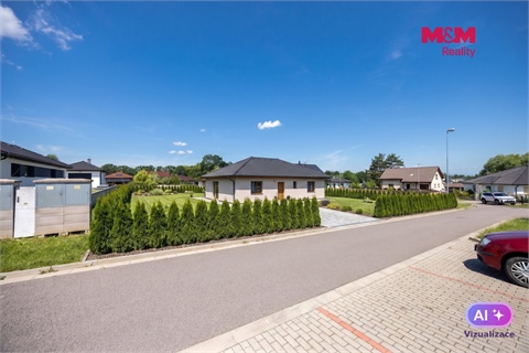 Prodej stavebního pozemku, 1 370 m² - 2