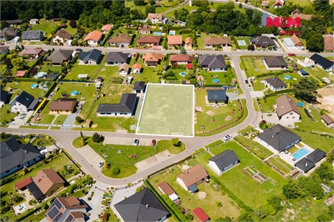 Prodej stavebního pozemku, 1 370 m² 4