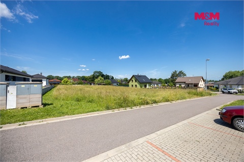 Prodej stavebního pozemku, 1 370 m² 10