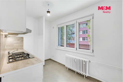 Prodej bytu 2+1, 49 m² 8