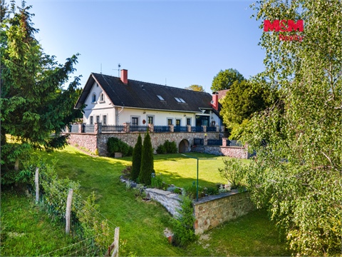 Prodej rodinného domu, 218 m² 14
