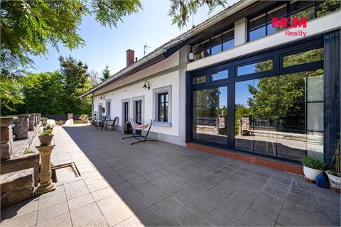 Prodej rodinného domu, 218 m² - 2