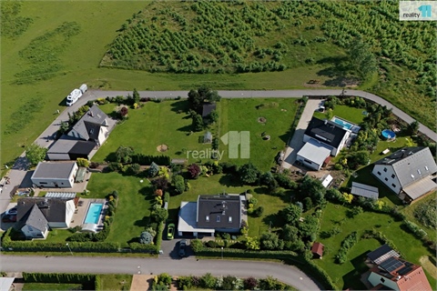 Prodej rodinného domu, 200 m² - 14