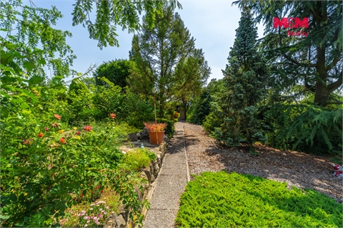 Prodej rodinného domu, 281 m² 28