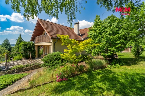 Prodej rodinného domu, 281 m² - 0