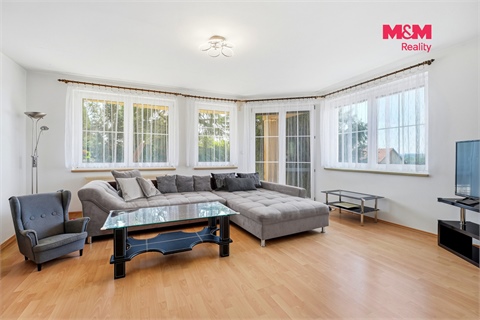 Prodej rodinného domu, 281 m² 8