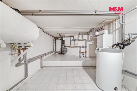 Prodej rodinného domu, 281 m² 24
