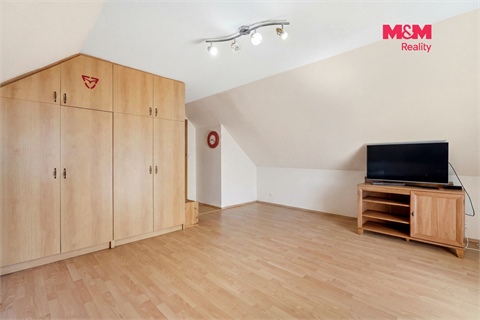 Prodej rodinného domu, 281 m² 20