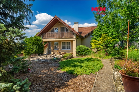 Prodej rodinného domu, 281 m² 0