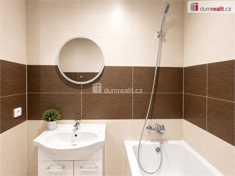 Pronájem bytu 2+1, 60 m² 6