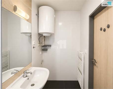 Pronájem bytu 2kk, 64 m² - 14