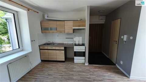 Pronájem bytu 2kk, 64 m² 2