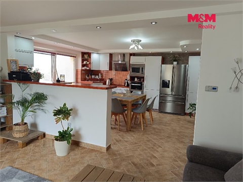 Pronájem bytu 2kk, 94 m² - 0