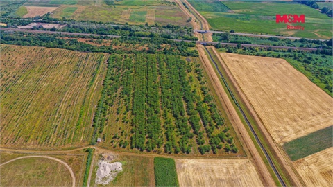 Prodej zemědělské půdy, 53 078 m² 8