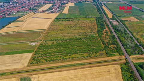 Prodej zemědělské půdy, 12 442 m² 6