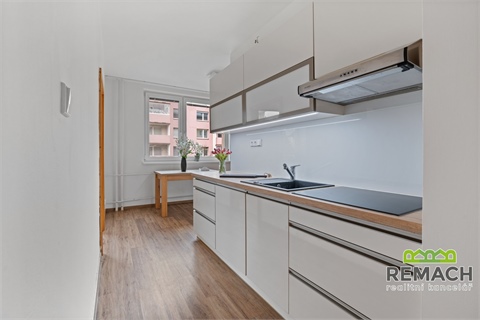 Pronájem bytu 3+1, 76 m² 0
