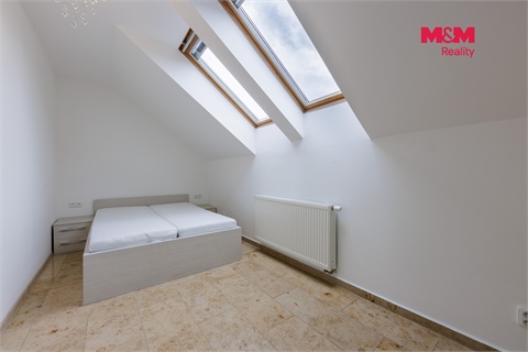 Pronájem bytu 4kk, 70 m² - 4