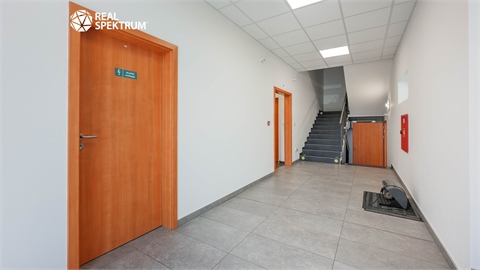 Pronájem kanceláře, 684 m² - 20