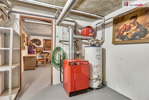 Prodej rodinného domu, 200 m² 6