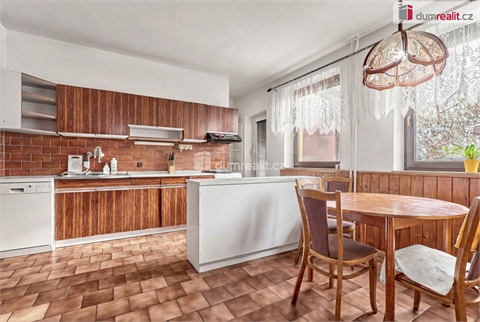 Prodej rodinného domu, 200 m² 10