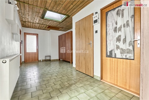 Prodej rodinného domu, 200 m² 28