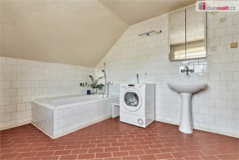 Prodej rodinného domu, 200 m² - 20