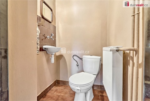 Prodej rodinného domu, 200 m² 14
