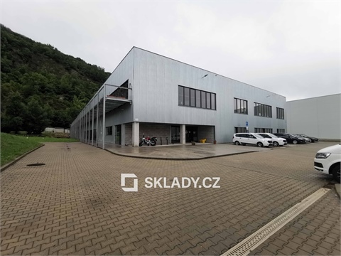 Pronájem skladu / haly, 1 300 m² - 0