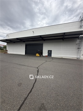 Pronájem skladu / haly, 1 000 m² 0