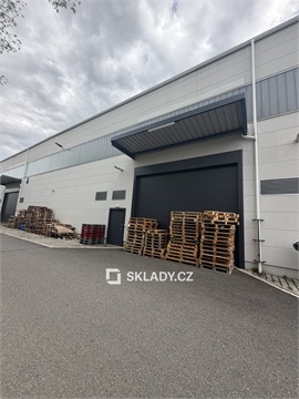 Pronájem skladu / haly, 1 000 m² 2
