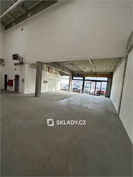 Pronájem skladu / haly, 390 m² - 0