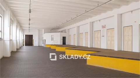 Pronájem skladu / haly, 440 m² - 0