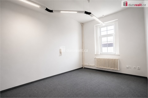 Pronájem kanceláře, 28 m² 2