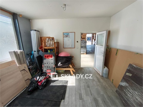 Pronájem skladu / haly, 260 m² - 2