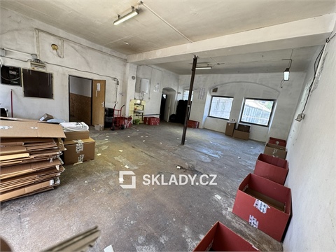 Pronájem skladu / haly, 132 m² - 0